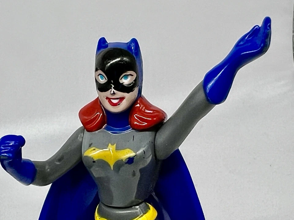Figura Batgirl - De colección 1993 DC Comics 3,5" Usada Foto 2 de 4