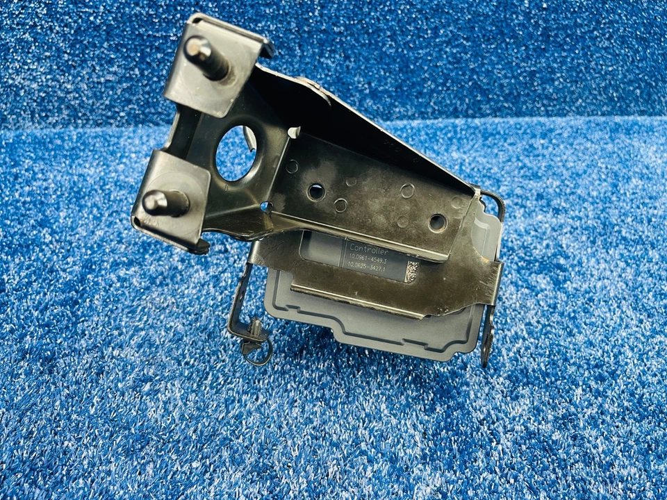 Модуль насоса ABS для Buick Cascada 2016–2019 годов от оригинального производителя с кронштейном 39061713 - Изображение 4 из 4