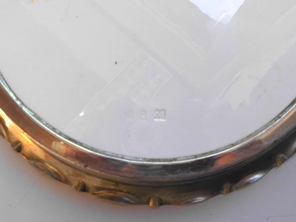 Teller Tablett Gläsertablett Ø 24 cm Porzellan? Keramik? Zinn? 1861 ? antik - Bild 4 von 4