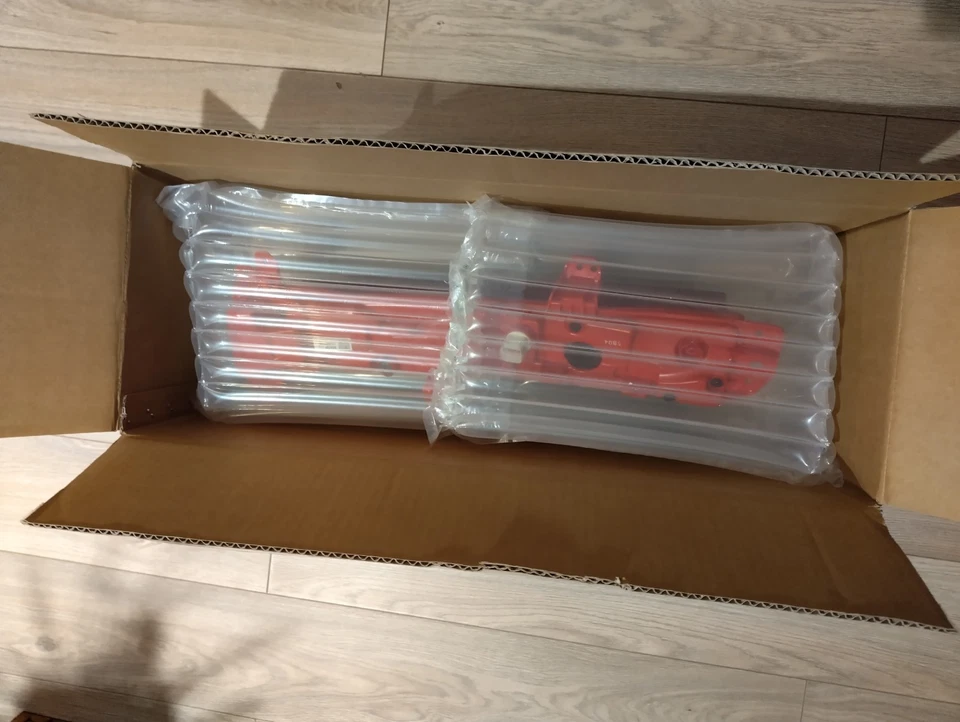 Genuine Hyundai Santa Fe MX5 2024 2025 N/S rear bumper LED light. - Image 3 of 4