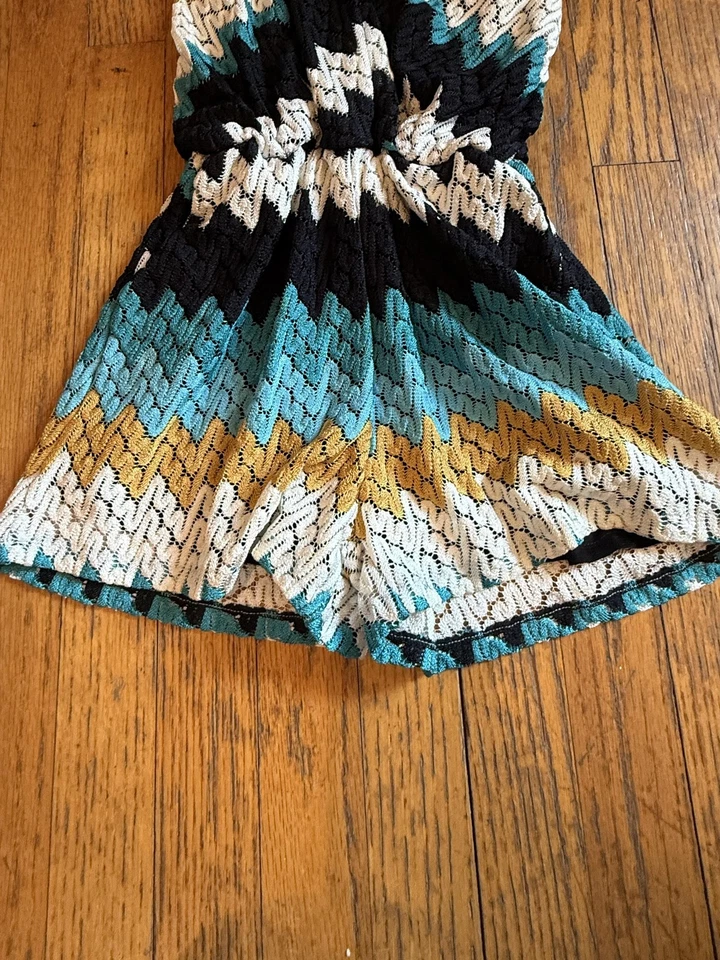 Macacão Karina Grimaldi Feminino XS Multicolorido Chevron Crochê Forrado EUA Boho - Imagem 2 de 4