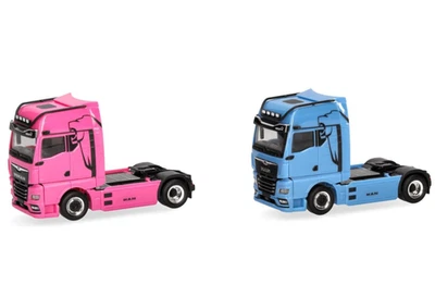 Herpa 319195 Set WOMAN & MAN eTGX GX Zugmaschinen 2achs hellblau und pink 1:87 - Bild 1 von 4