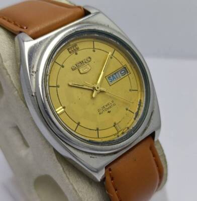 Seiko 5 Automatic 7009-8763 Day/Date Gold Dial Vintage Men's Watch