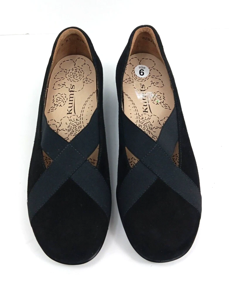Zapatos planos sin cordones de gamuza negros Kumfs talla 37 AMPLIOS EE. UU. 6 de ancho Foto 3 de 4