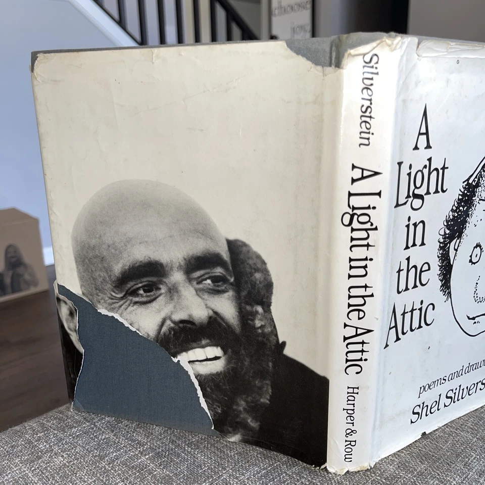 A Light In The Attic-Shel Silverstein-TRUE First Edition/1st Printing! VERY RARE - Image 2 of 4