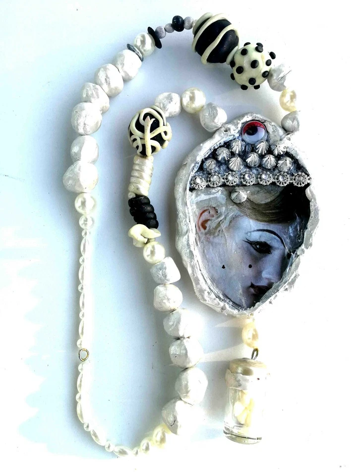 Collar Colgante Moda Dije Grueso Camafeo Audaz Medallón Mujer Joyería Artista Foto 3 de 4