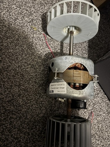 Indesit IDC8T3 Kondenstrockner Originalteil - Motorbaugruppe