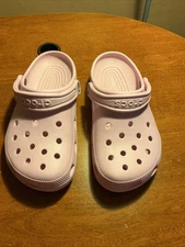 Crocs Shoes Women’s Classic Clog Pink Size 7