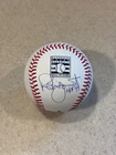 Robin Yount signed HOF Logo baseball w/HOF 99 inscription ** Beckett **