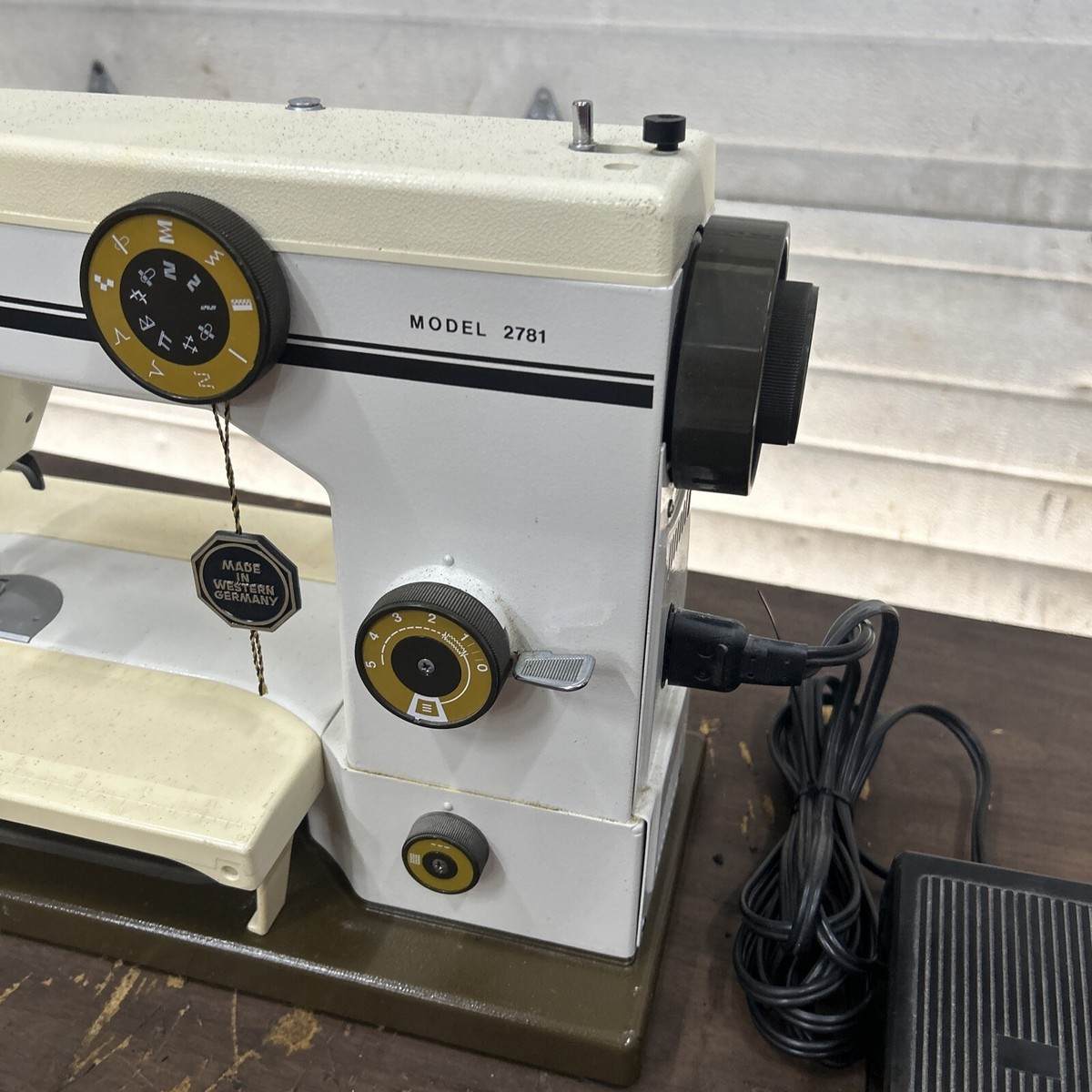 Vintage Husqvarna Viking Turissa Model 2781 Sewing Machine Cord