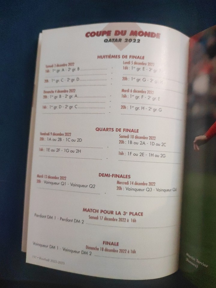 Le Carnet Du Supporter – Guide De Poche Saison Football 2010-2011
