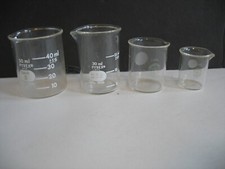 S/4 Pyrex Glass Beakers with Pour Spout 50ml 30ml 20ml 10ml