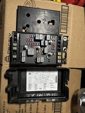 Fuse Box Engine Fits Chevrolet Trailblazer 2004