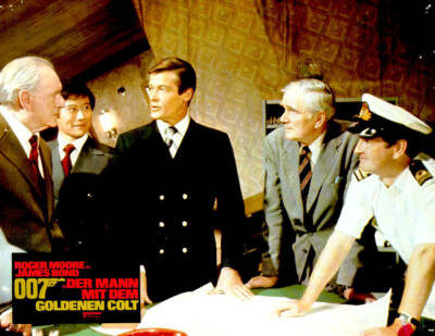James Bond 007 - Der Mann mit dem goldenen Colt ORIGINAL Aushangfoto Roger Moore