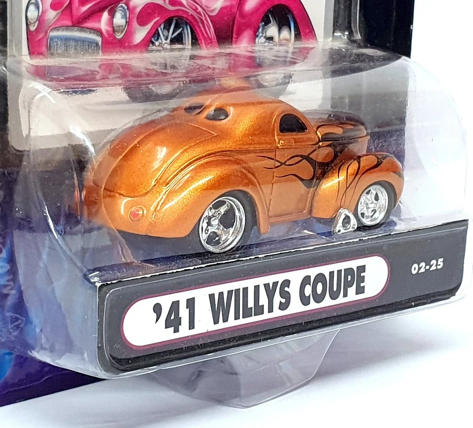Muscle Machines 1/64 Scale 71161 02-25 - 1941 Willys Coupe - Copper + Flames - Image 3 of 4