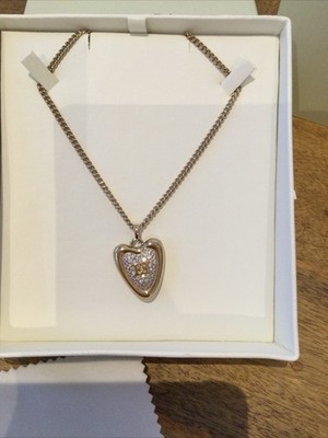 ESCADA Collier   Gold Kette mit Herz Anhänger   Crystal Steine   NEU mit Box