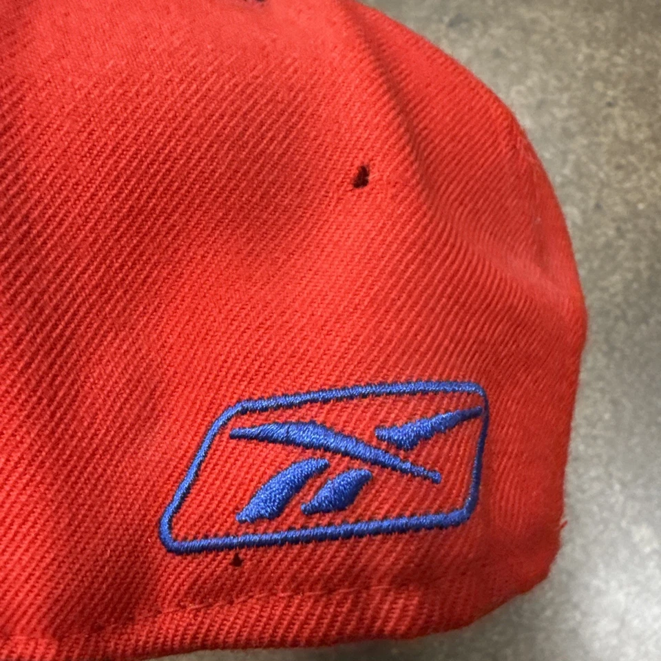 Vintage Buffalo Bills Fitted Hat Reebok On Field Puff Logo 90s Y2K Size 7 7/8 - Image 3 of 4