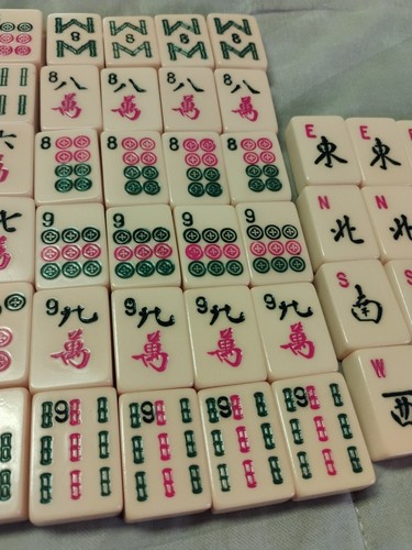 Cardinal Vintage 150 Butterscotch Tile Mah Jongg Set W/5 Racks, READ - Picture 11 of 15