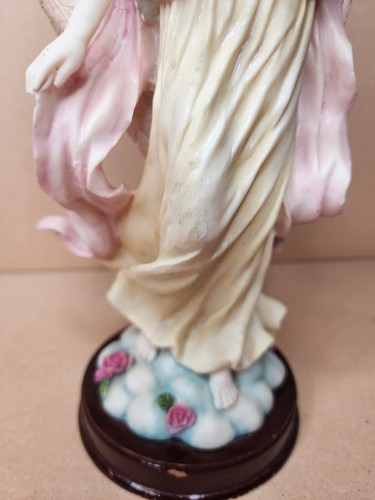 Vintage Large Seraphim Angel "Summer Love" with Bouquet of Purple Roses - Picture 13 of 20