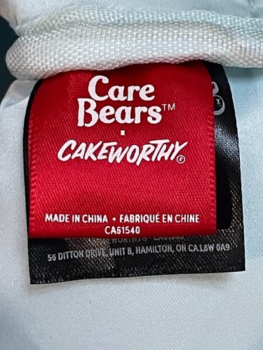 Mochila Care Bears Airline de CakeWorthy 2023 - Imagen 10 de 13