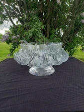 Gibson Everyday Royal Crest Glass Punch Bowl Cups Service For 12