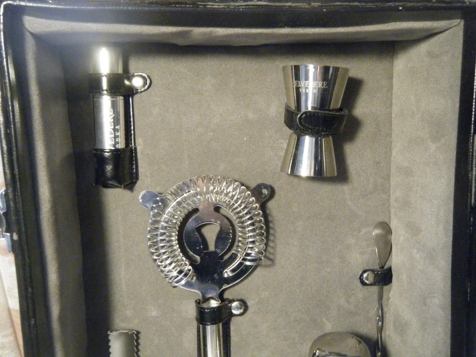 Belvedere Vodka Mini Portable Travel Bartender Kit Cocktail Bar Set W/ Case - Image 2 of 4