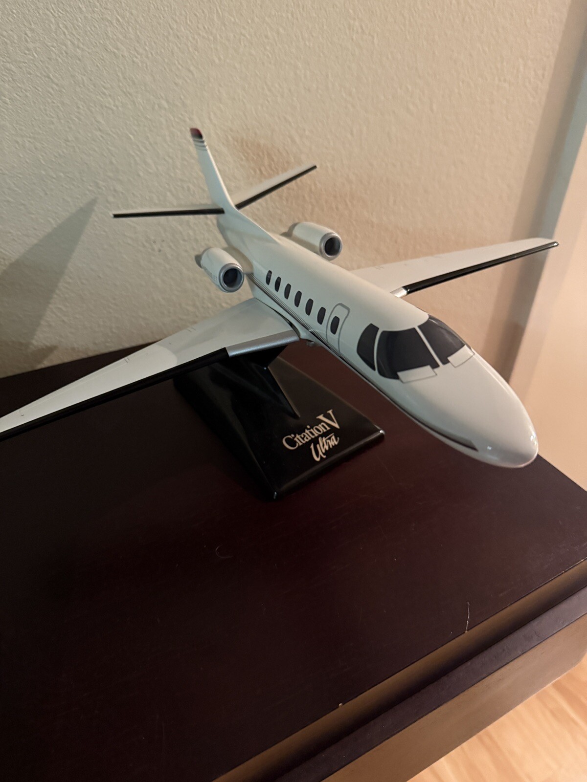 Picture 1 of 4