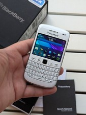 BlackBerry Bold 9790 - White Unlocked Smartphone