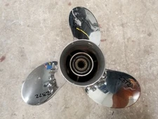 13 1/4" X 19P SOLAS STAINLESS PROPELLER, FITS 13 SPLINE SUZUKI 2 STROKE, # 2372