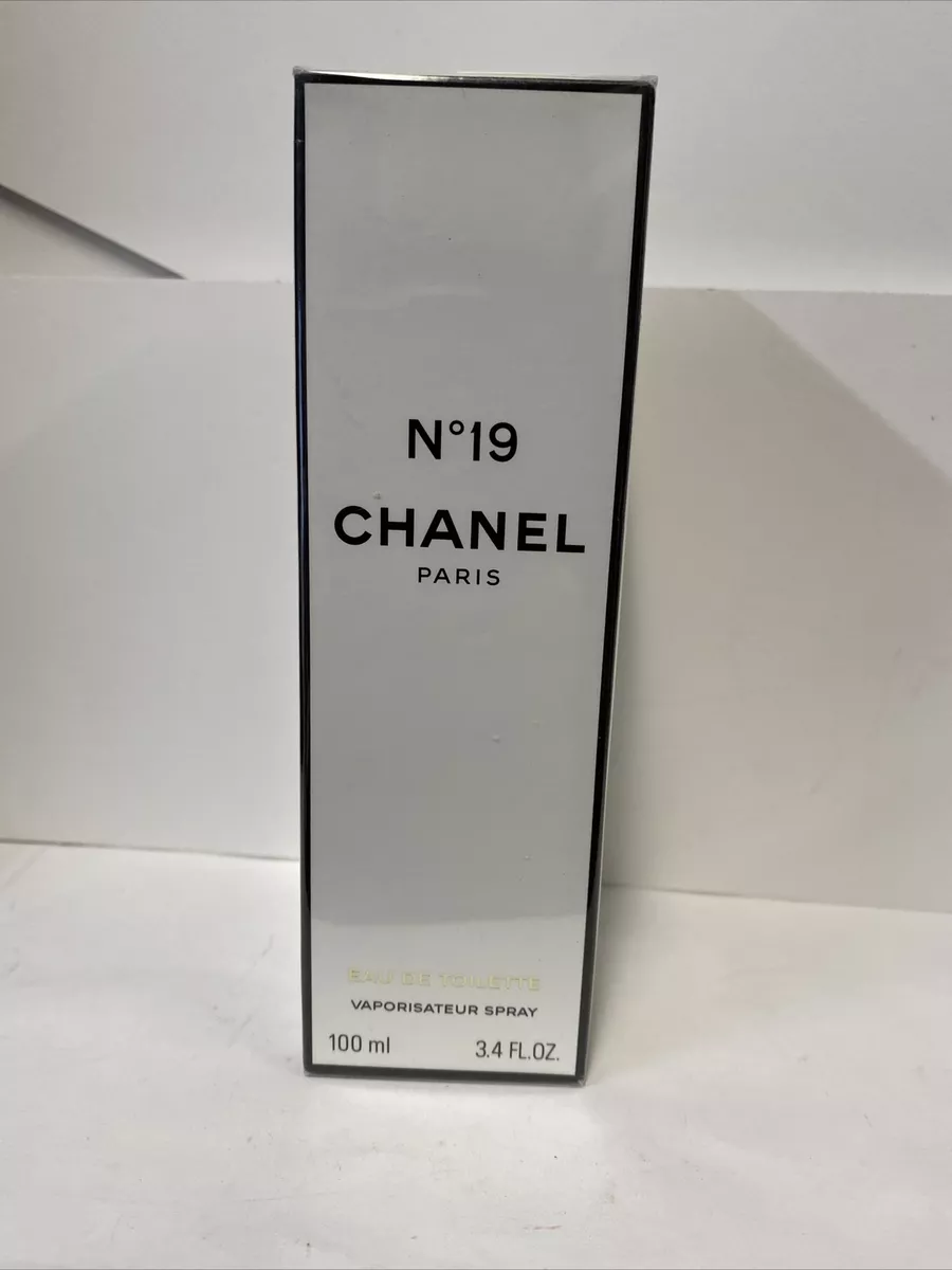 Chanel No. 19 Eau de Toilette