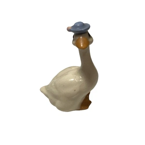 Hagen-Renaker Mother Goose, Mama, Figurine, #381, Vintage,  excellent condition