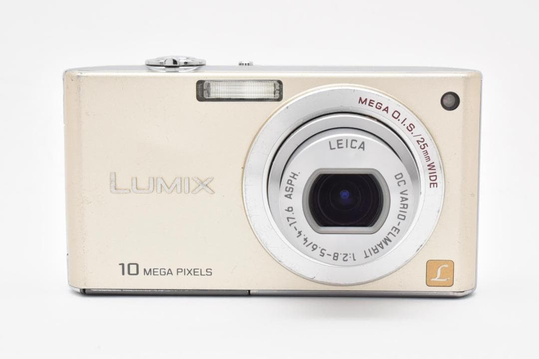 Panasonic LUMIX DMC-FX35 Compact Digital Camera with Battery