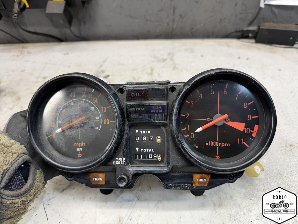 1981 Honda CB900F Super Sport GAUGES METER SPEEDO TACH B12-3781