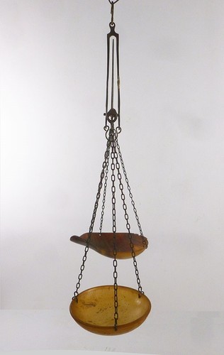 TOBACCO SCALE antique 19th c AUSTRIAN MARKS equal arm balance IRON w HORN PANS - Picture 3 of 11