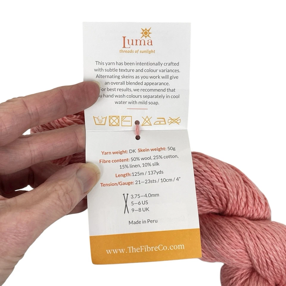 The Fibre Co Luma Yarn DK Carnation Pink Linen Wool Cotton Silk 127 Yards Peru - Image 3 of 4