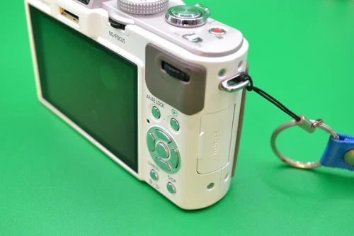 Panasonic LUMIX DMC-LX7 10.1 MP Digital Camera 3.8x Optical Zoom - 100% Working - Picture 5 of 8