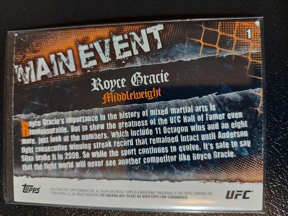 Royce Gracie #1 2010 UFC Main Event Thick Gold Parallel - Image 2 of 2
