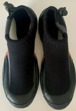 “SEA TO SUMMIT” SOLUTION NEOPRENE FLEX BOOTIES (MEN’S SIZE 5 - WOMEN’S SIZE 6.5)