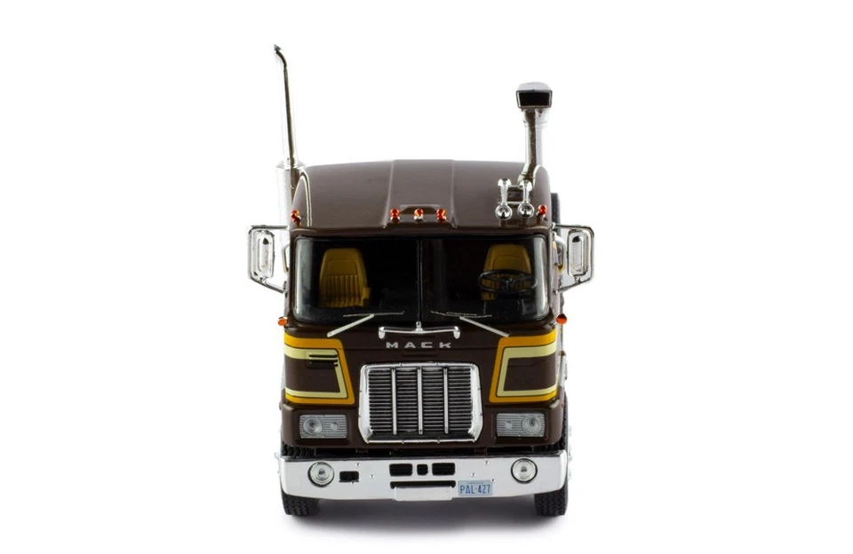 Mack Series F 1977 Prime Mover 1/43 Scale IXO Diecast Model Truck. TR191.22 - image 4 of 4