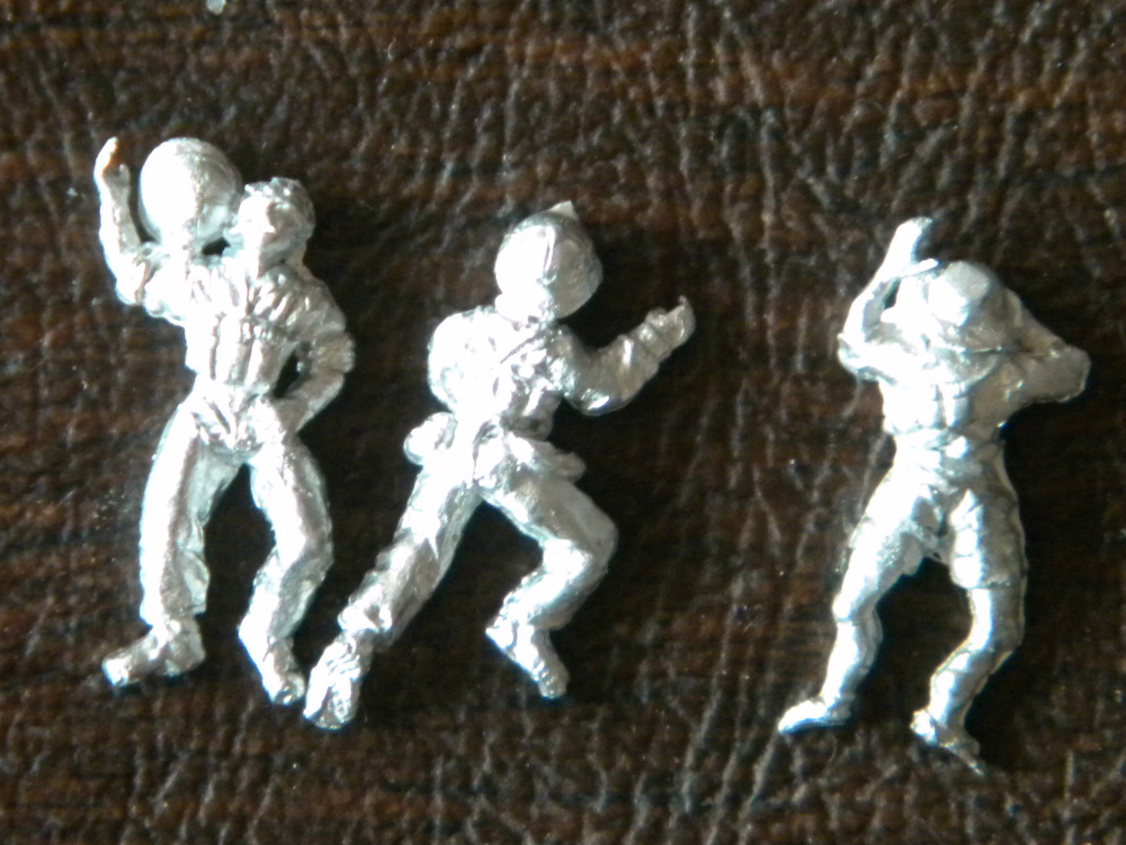shq-vc28-1-76-diecast-vietnam-war-viet-cong-casualties-dead-three-old