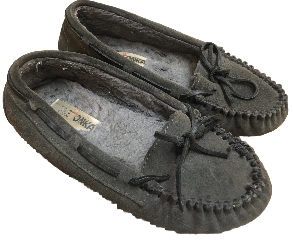 Minnetonka slip hotsell on shoes
