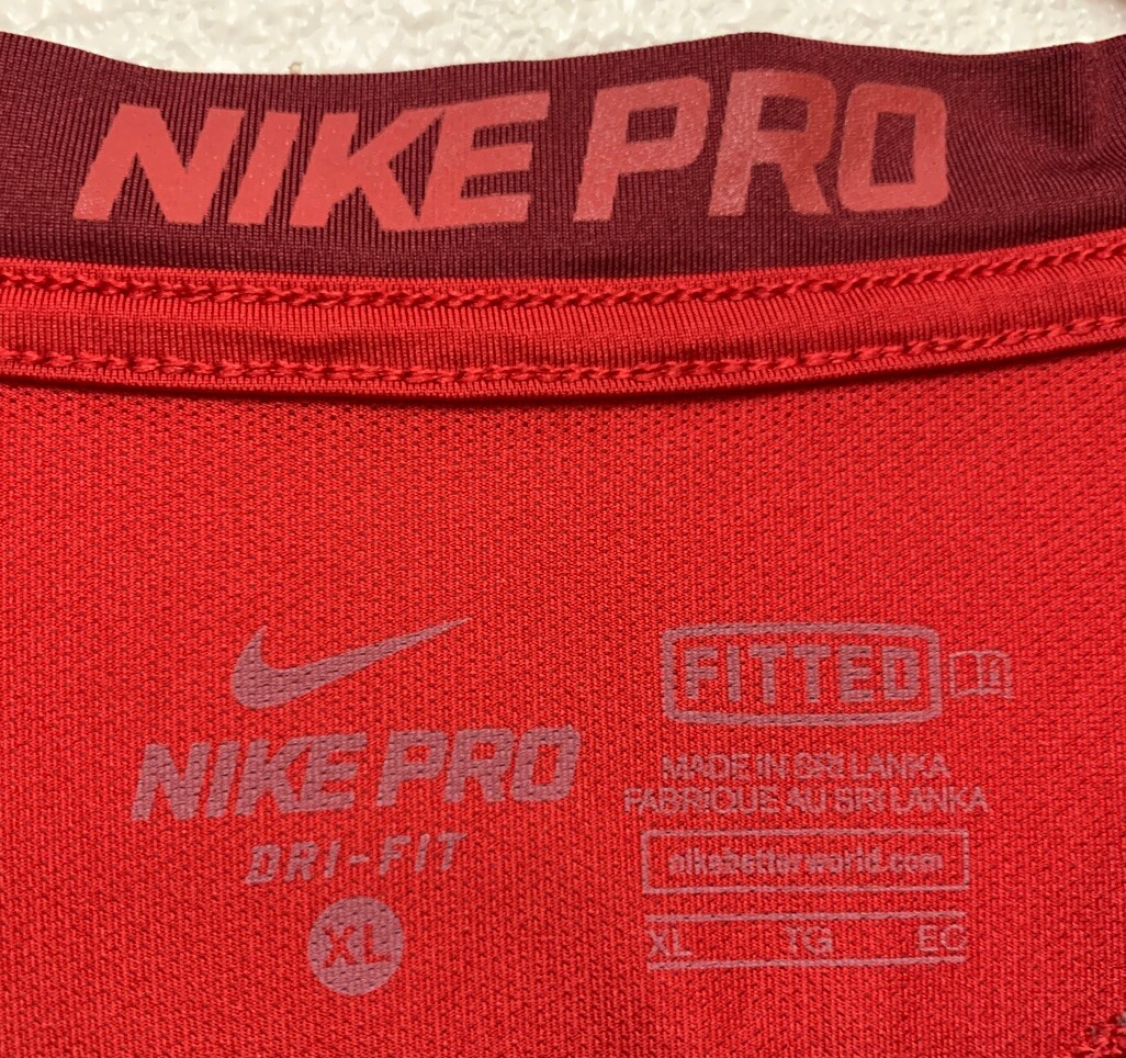 NIKE PRO Dri-Fit Red Stretch Blend Fitted SS Tee / T-Shirt