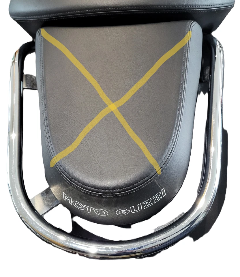 poignée passager motoguzzi 2B001813 - Photo 2/3