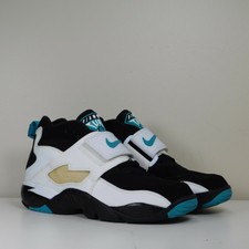 nike diamond turf emerald