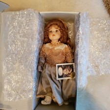 RARA bambola di porcellana La Bamboli Di Arianna Bisque dall'Italia con CAPELLI VERI!