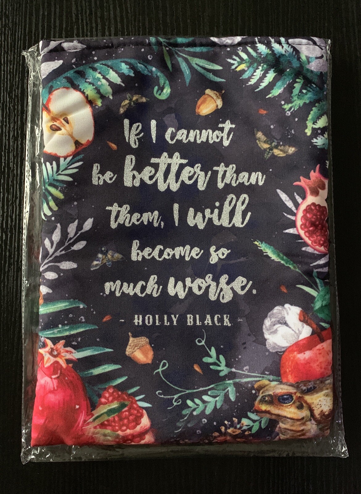 FairyLoot The Queen Of Nothing Box Collector’s Edition Woodland Book