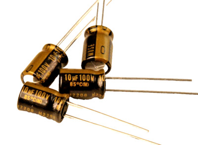 NICHICON-MUSE-UKZ- 10µf 100V-Menge wählbar -Premium Audio Grade UKZ2A100MPM