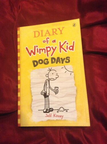 Diary Of A Wimpy Kid By Jeff Kinney- Dog Days - Picture 1 of 2