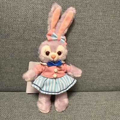 Disney STELLA Lou Plüsch Abzeichen Duffy's Hide and Seek 2019