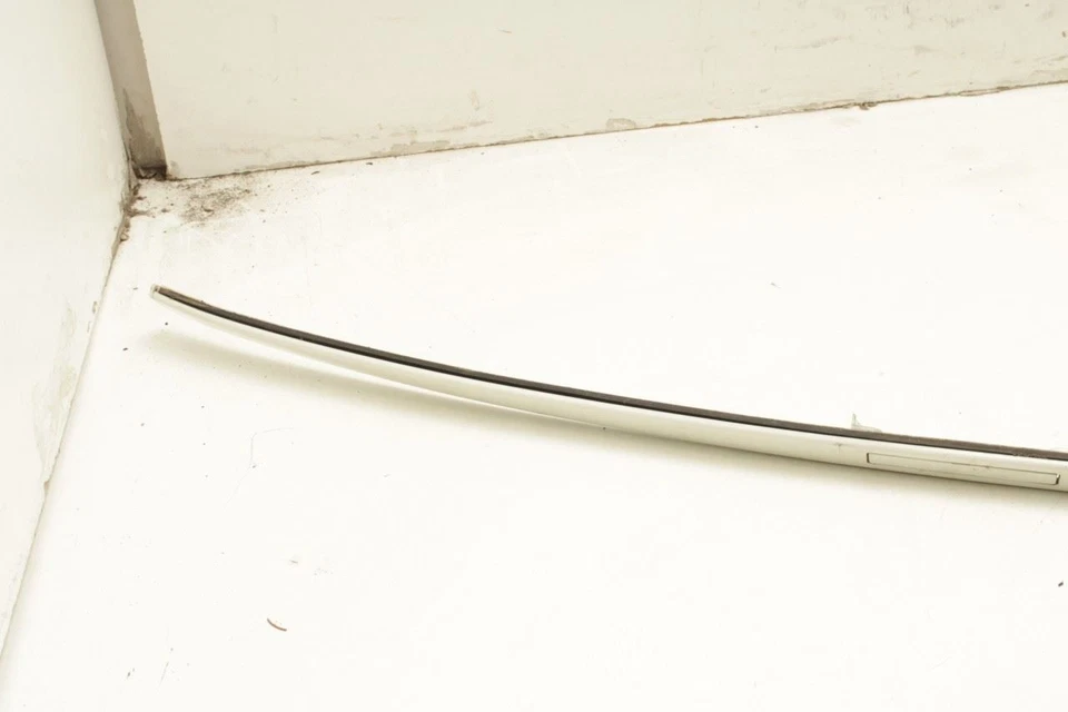 Mercedes-Benz E350 Sport 2010-2016 4Matic techo lateral izquierdo y derecho moldura por goteo Foto 4 de 4